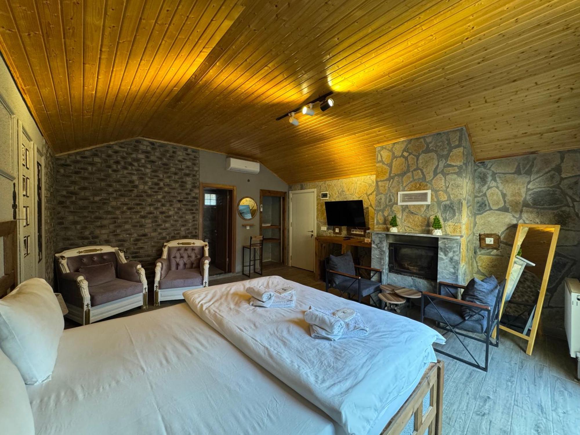 Tas Mahall Luxury Hotel 아그바 외부 사진