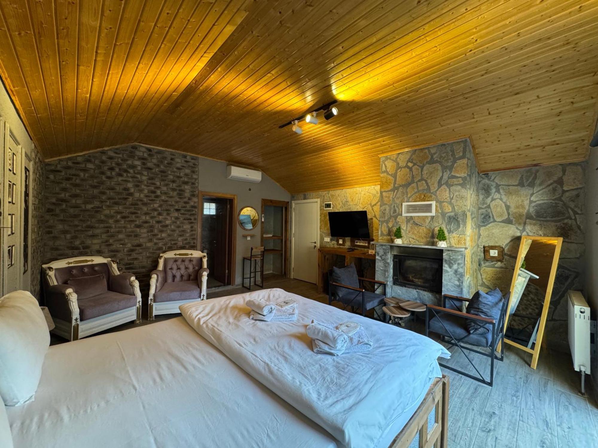 Tas Mahall Luxury Hotel 아그바 외부 사진