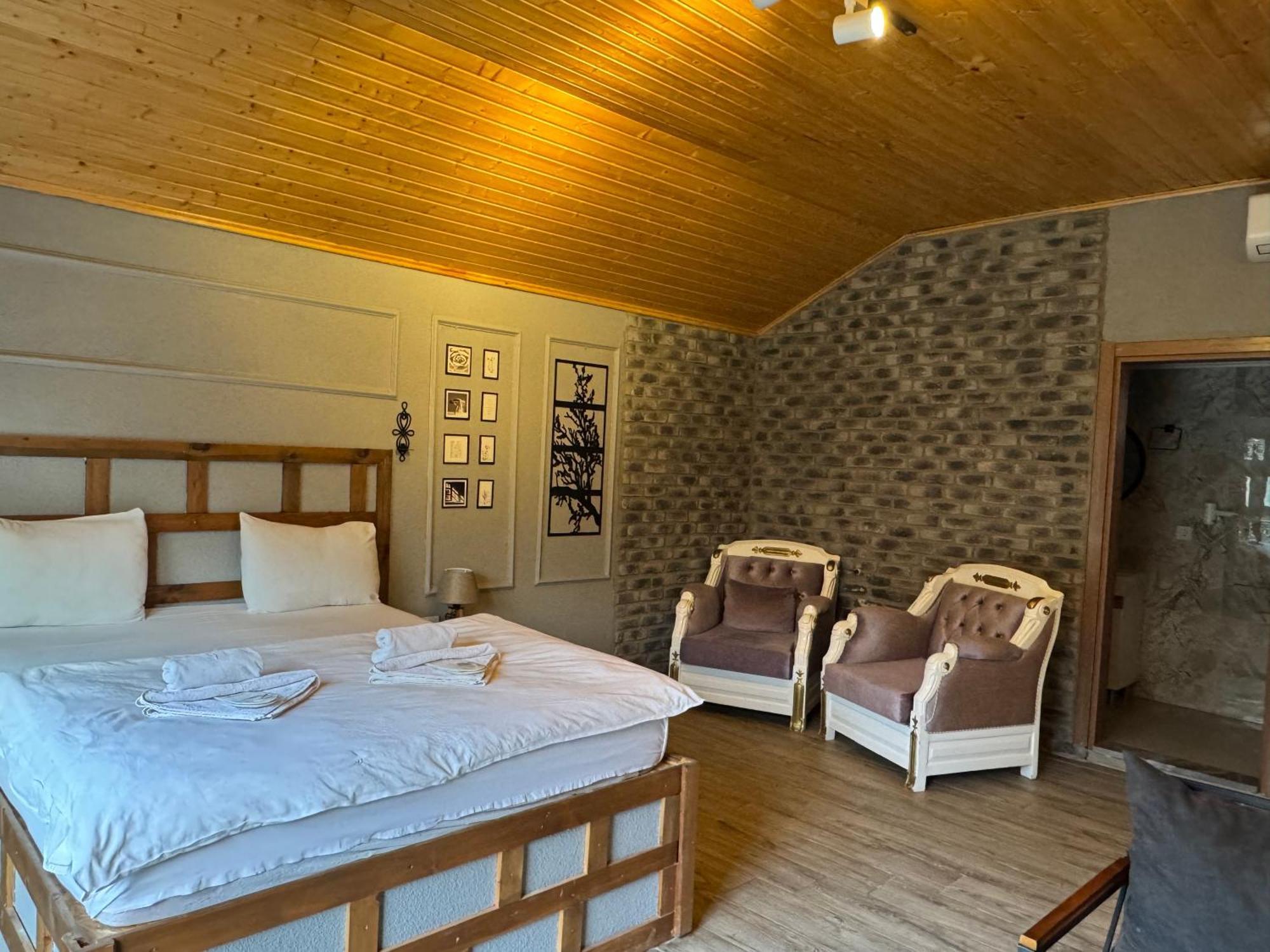 Tas Mahall Luxury Hotel 아그바 외부 사진