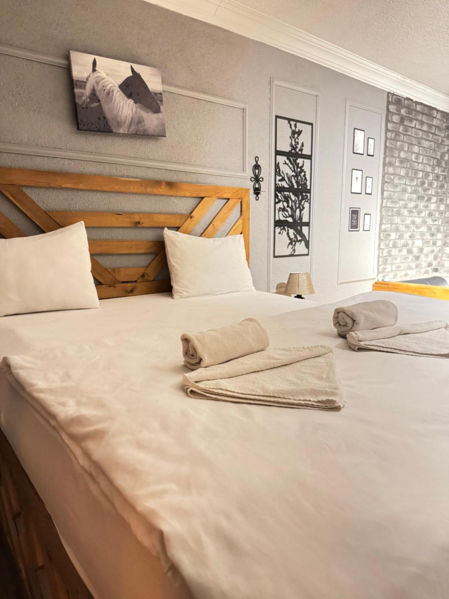 Tas Mahall Luxury Hotel 아그바 외부 사진