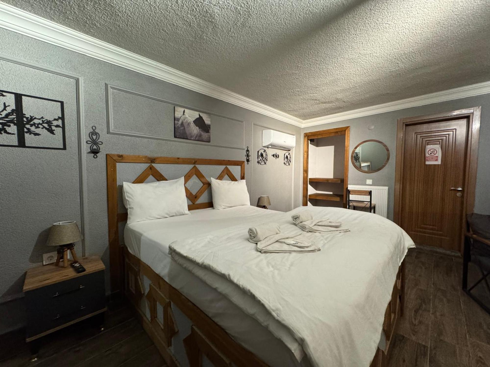 Tas Mahall Luxury Hotel 아그바 외부 사진